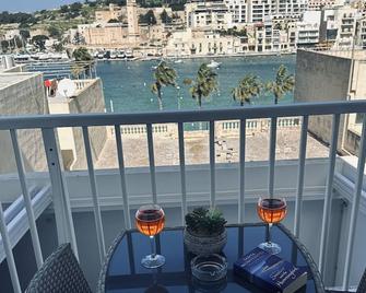 Seaside Accomodation - Marsaskala - Balcony