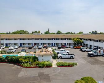 Motel 6 Oakdale - Oakdale - Edificio
