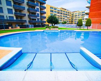 Maldivas Planet Costa Dorada - La Pineda - Pool