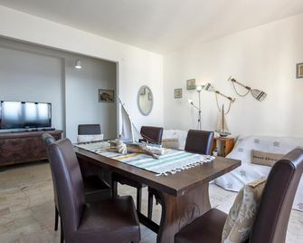 Casa Anglona - Castelsardo - Sala pranzo