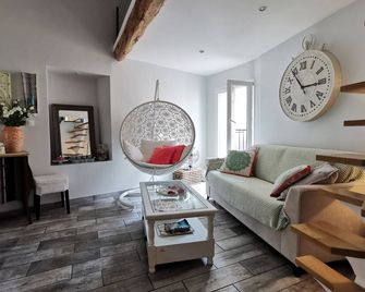 Traverse du Vieux Château - Mentone - Soggiorno