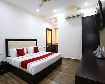 Treebo Red Petal Jalandhar - Jalandhar - Habitación