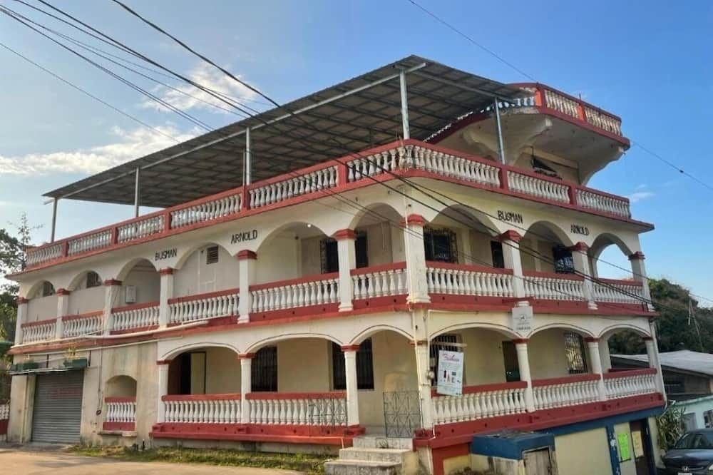 Arnold's Guest House - San Ignacio - Gebäude