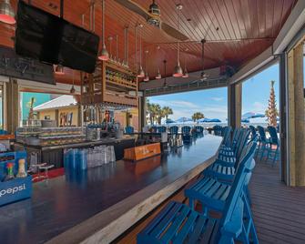 Baymont by Wyndham Panama City Beach - Panama City Beach - Bar