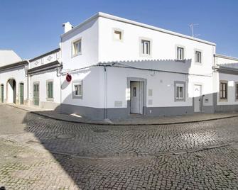 Casa da Vila nº 6 - São Brás de Alportel - Building