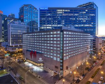 DoubleTree by Hilton Hotel Nashville Downtown - נאשוויל - בניין