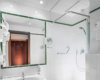 Hotel Lunik - Prague - Bathroom
