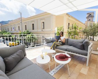 La Piazzetta Guest House - Sorrento - Balcone
