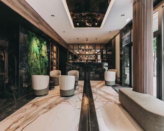 Hotels 705 Porto Prime Home - Porto - Lounge