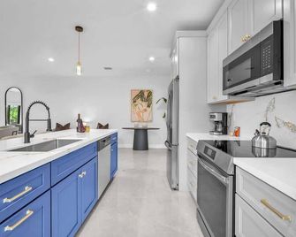 Casa Amoret - Brand New Family-Friendly Retreat - Miami - Cucina