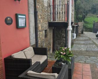 Hotel Palacio de Libardon - Libardón - Innenhof