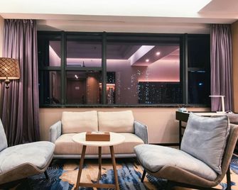 Romanjoy International Hotel Shenzhen - Shenzhen - Bedroom