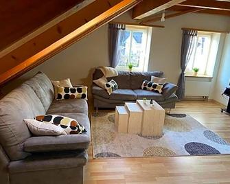 Hotel Adler Garni - Bauma - Living room