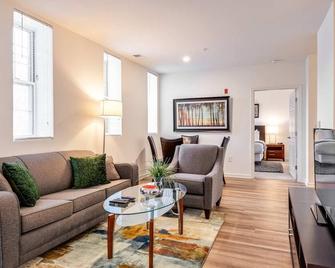 Gorgeous Apt With Kitchen - Alh-12224 - Lexington - Living room