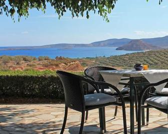 Villa Amalia - Sitia - Patio