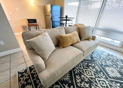 Capital City Condo #8 - Frankfort - Living room