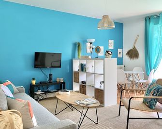 #AL Le bleuet T2 with terrace - Échirolles - Salon