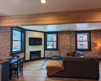 The Linden Lofts at Albertini’s- Downtown Luxury Lofts #1 - Wallace