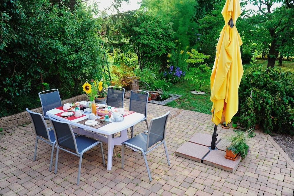 B&b - En Alsace Avec Annie - Zabern - Innenhof