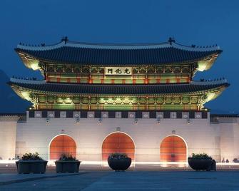 아늑호텔 앤 스파 종로운니점 - 서울 - 건물