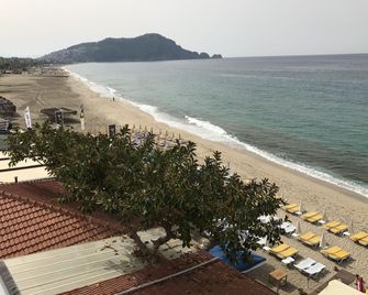 Muz Hotel - Alanya - Bãi biển