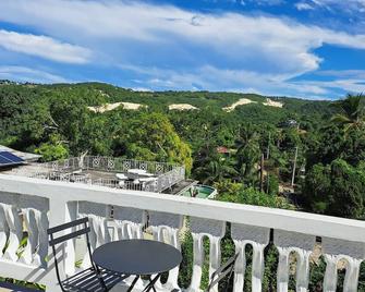 Montego Bay - Hillside Retreat - Bahía Montego - Balcón