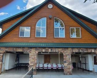 The Grand Circle Homestead & Retreat - Parowan - Edificio