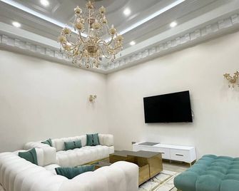 Luxury Villa, Central Ac, Bbq, Ideal For Events - Mahdia - Huiskamer