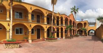 Hotel Angra - Loreto - Gebäude