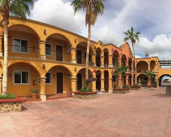 Hotel Angra - Loreto - Building