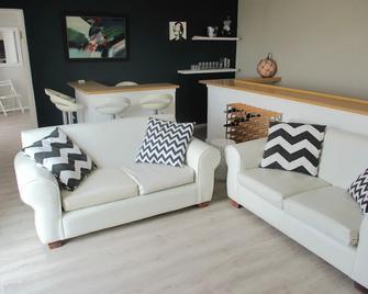 Cintsa View - Cintsa - Living room