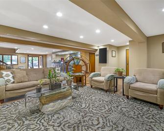 Best Western Maritime Inn - Sturgeon Bay - Lobby