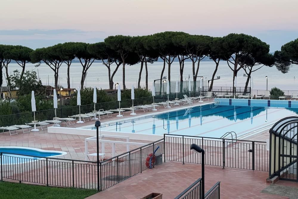 Ha Hotel - Bracciano - Pool