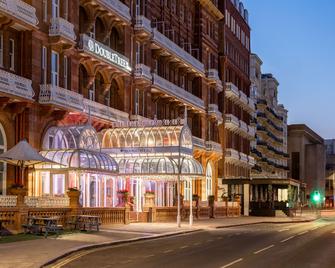 DoubleTree by Hilton Brighton Metropole - Brighton - Building