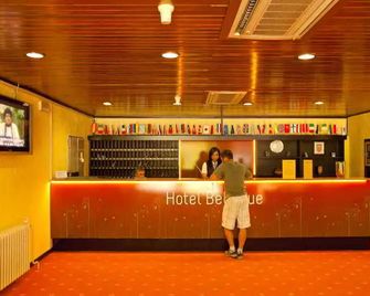 Hotel Bellevue - Plitvicka Jezera - Receptionist