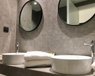Athens Coast Hotel - Athen - Phòng tắm