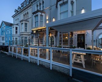 Snooze - Llandudno