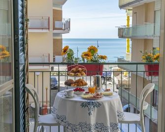 La Casa di Aurora - Maiori - Balcony