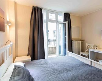 Hotel Bristol - Lüksemburg - Yatak Odası