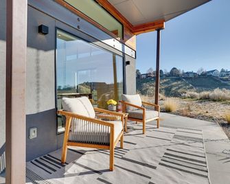 Luxe, Modern Studio with Sweeping City Views! - Boise - Balcón