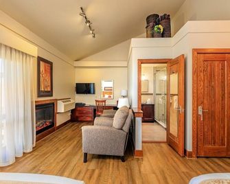 Huff Estates Inn & Winery - Prince Edward - Sala de estar