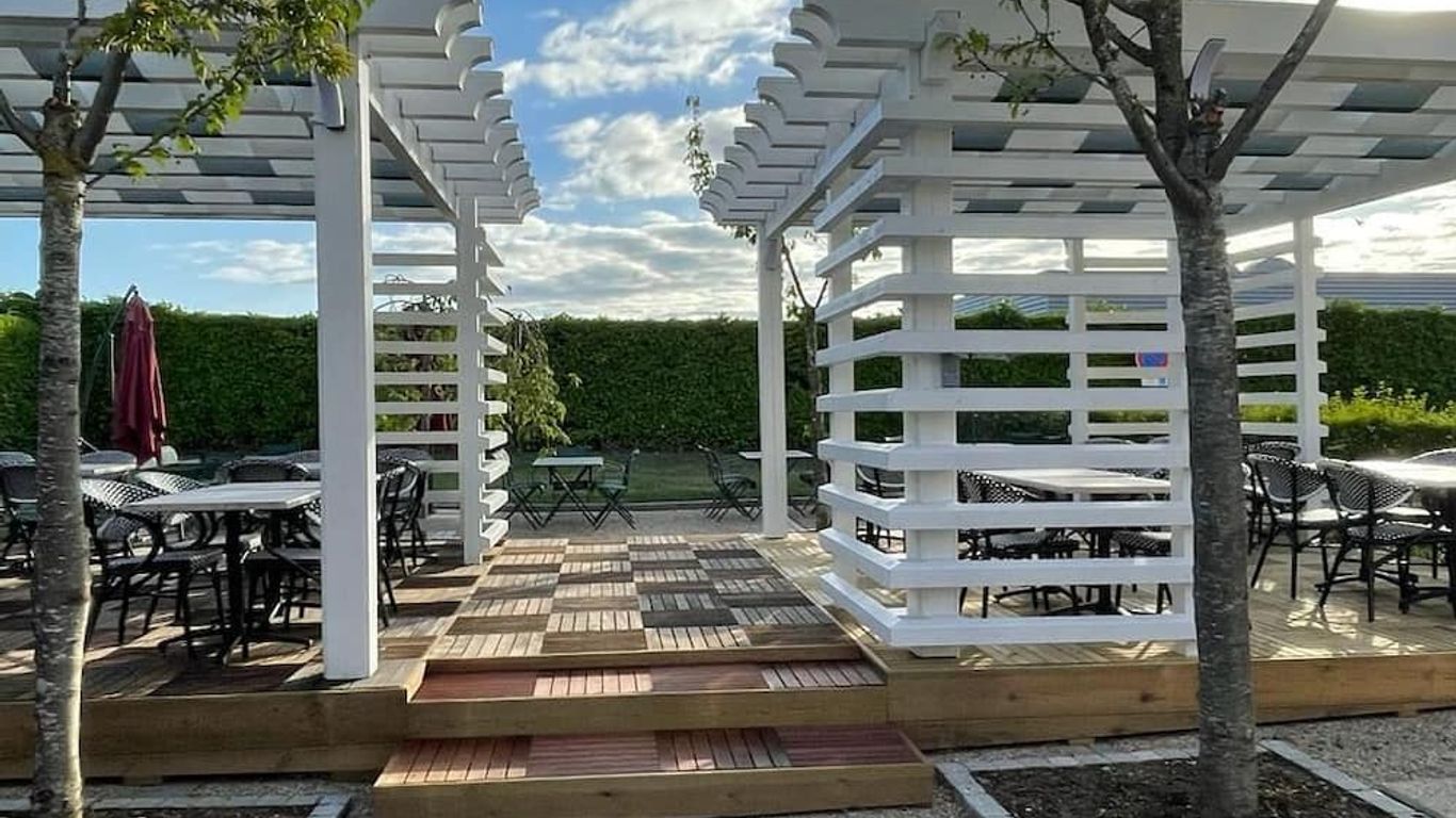 Brit Hotel La Bonne Etape