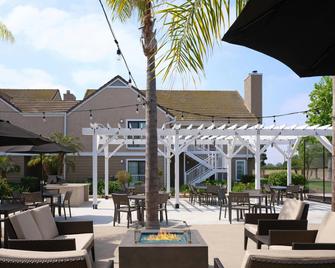 Residence Inn by Marriott Costa Mesa Newport Beach - Costa Mesa - Hàng hiên