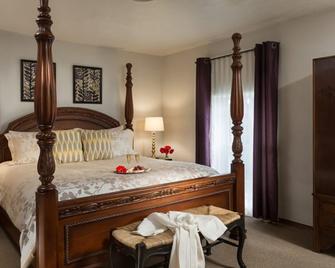 The Roosevelt Inn - Coeur d'Alene - Bedroom