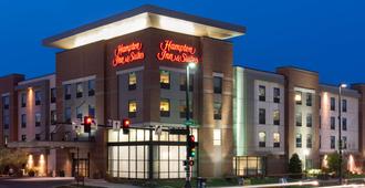 Hampton Inn & Suites Omaha-Downtown - Omaha - Budynek