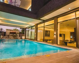 Villa Angelia Hotels, Ikoyi - Lagos - Pool