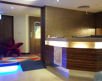 Honey Prince - Taipei City - Front desk