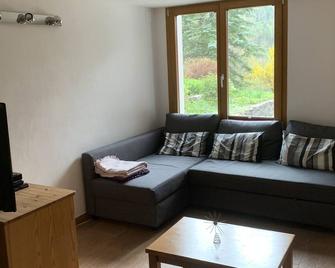 Cozy apartment for mountain holidays - Ormont-Dessus - Living room