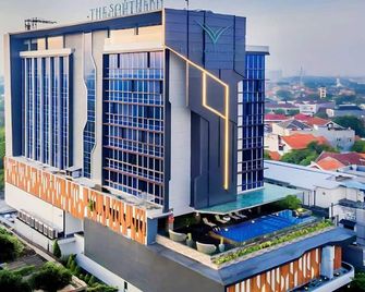 Ibis Styles Surabaya Jemursari - סוראבאיה - בניין