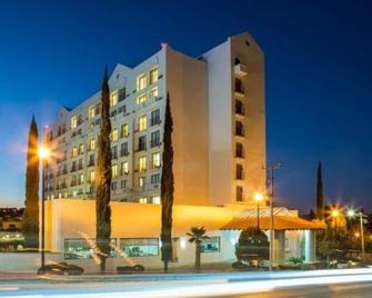 Fiesta Inn Chihuahua - Chihuahua - Bangunan
